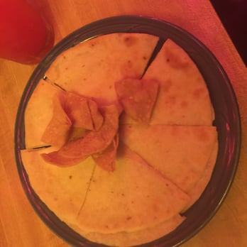 Don Asado - Kid's cheese quesadilla (look at the chips! Seriously people, AMAZING) - Tacos Near Me - Aloha, Oregon Don Asado - Kid's cheese quesadilla (look at the chips! Seriously people, AMAZING) - Tacos Near Me - Aloha, Oregon