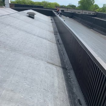 Rebels Installations - Industrial EPDM system with custom metal panels - Roofing Near Me - Zion, Illinois Rebels Installations - Industrial EPDM system with custom metal panels - Roofing Near Me - Zion, Illinois