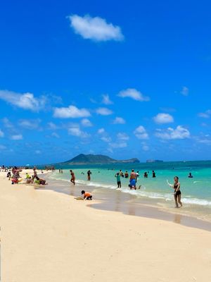 Lanikai Beach by null
