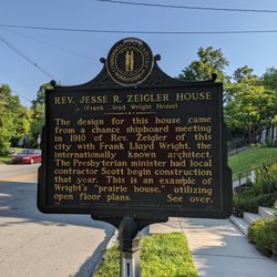 Frank Lloyd Wright Historical Marker, Frankfort KY