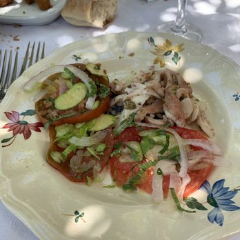 La Ferme d'Augustin - Tomatoes and calamari - Hotels Near Me - Ramatuelle, 83