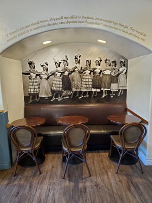 Carmel Bakery by null