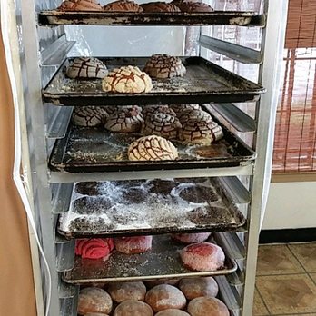 Juanita's Panaderia - Conchas - Bakeries Near Me - Dallas, Texas Juanita's Panaderia - Conchas - Bakeries Near Me - Dallas, Texas