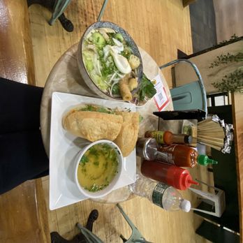 Mama Pho - Vegetable Pho and Tofu Banh Mi - Vietnamese Near Me - Brooklyn, New York