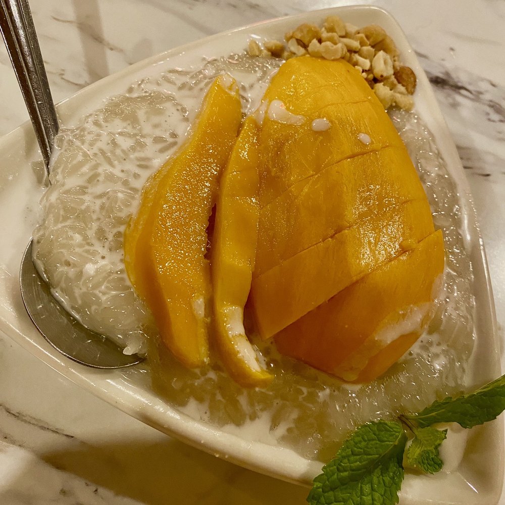 Siam Square - Mango sticky rice - Thai Near Me - Honolulu, Hawaii Siam Square - Mango sticky rice - Thai Near Me - Honolulu, Hawaii