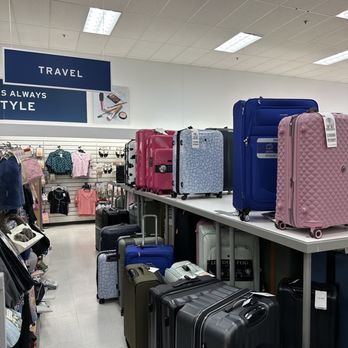 Marshalls - Department Stores Near Me - Novato, California