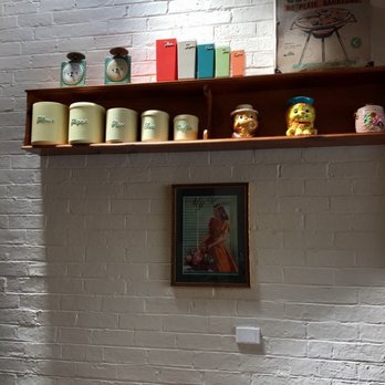 Coral Lee - Restaurants Near Me - Bright, VIC