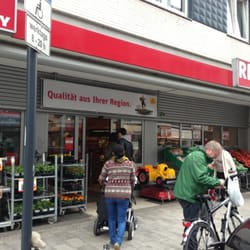 REWE City - Eingangsbereich