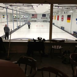 Rochester Curling Club - Ice from the warm room