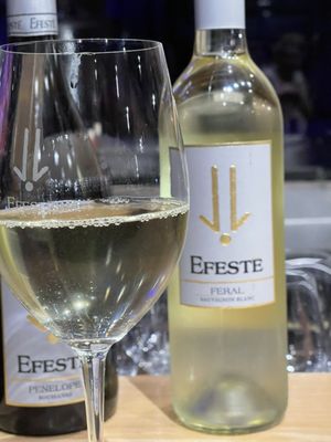 Efeste by null