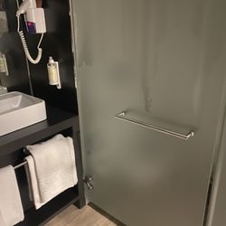 Hotel Star inn Lisbon - Bathroom with absolutely no privacy!