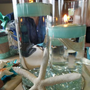 Salt Creek Grille - Bridal Shower centerpieces - New American Near Me - Rumson, New Jersey