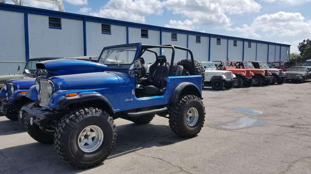 TOY BOX Updated October 2024 349 Walker St, Daytona Beach, Florida