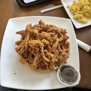Mo' Brunch & Brews - Shrooms + Waffle - Breakfast & Brunch Near Me - Houston, Texas Mo' Brunch & Brews - Shrooms + Waffle - Breakfast & Brunch Near Me - Houston, Texas