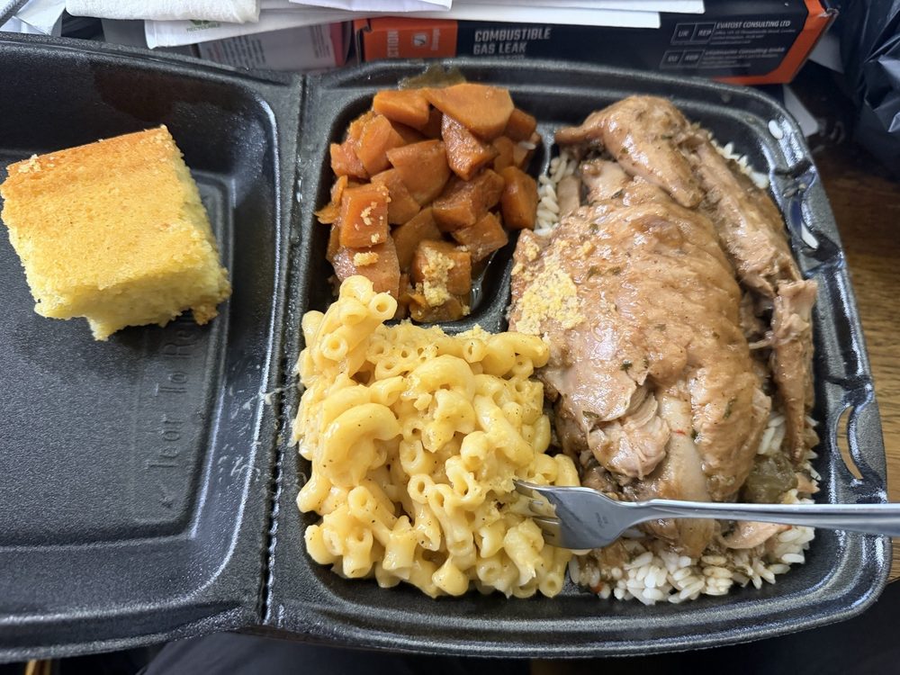 Food from Fat Elbows Southern Cuisine & Catering