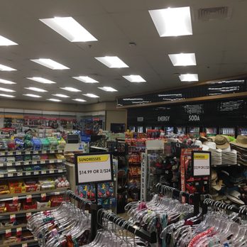 Love's Travel Stop - Gas Stations Near Me - Biloxi, Mississippi