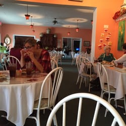 Jane's Gourmet Deli & Catering - Cute cozy, home-y atmosphere!