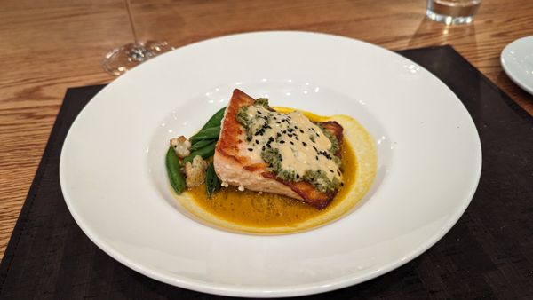 Cork and Table by null