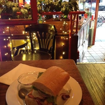 La Famille - Mushroom Croque with Jogurt dressing - Bistros Near Me - Hamburg, HH