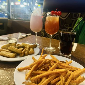 Bozzinis Restaurant - Greek Near Me - Surrey, British Columbia Bozzinis Restaurant - Greek Near Me - Surrey, British Columbia