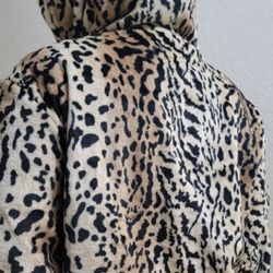 dd's Discounts - Velvet leopard sweater @ dd's. Only $10. Looks more like something that I purchased at the mall.