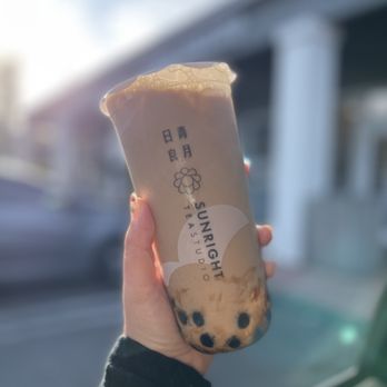 Sunright Tea Studio - Sunright Milk Tea 75% sweet - Bubble Tea Near Me - Irvine, California Sunright Tea Studio - Sunright Milk Tea 75% sweet - Bubble Tea Near Me - Irvine, California