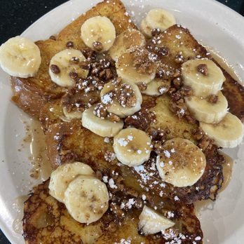 Pop's Diner Co. - Bananas Foster French Toast - Diners Near Me - Virginia Beach, Virginia