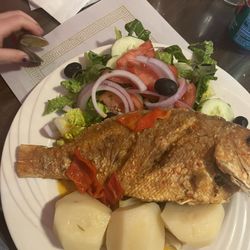 Phillips Street Restaurant - Lulas Fritas