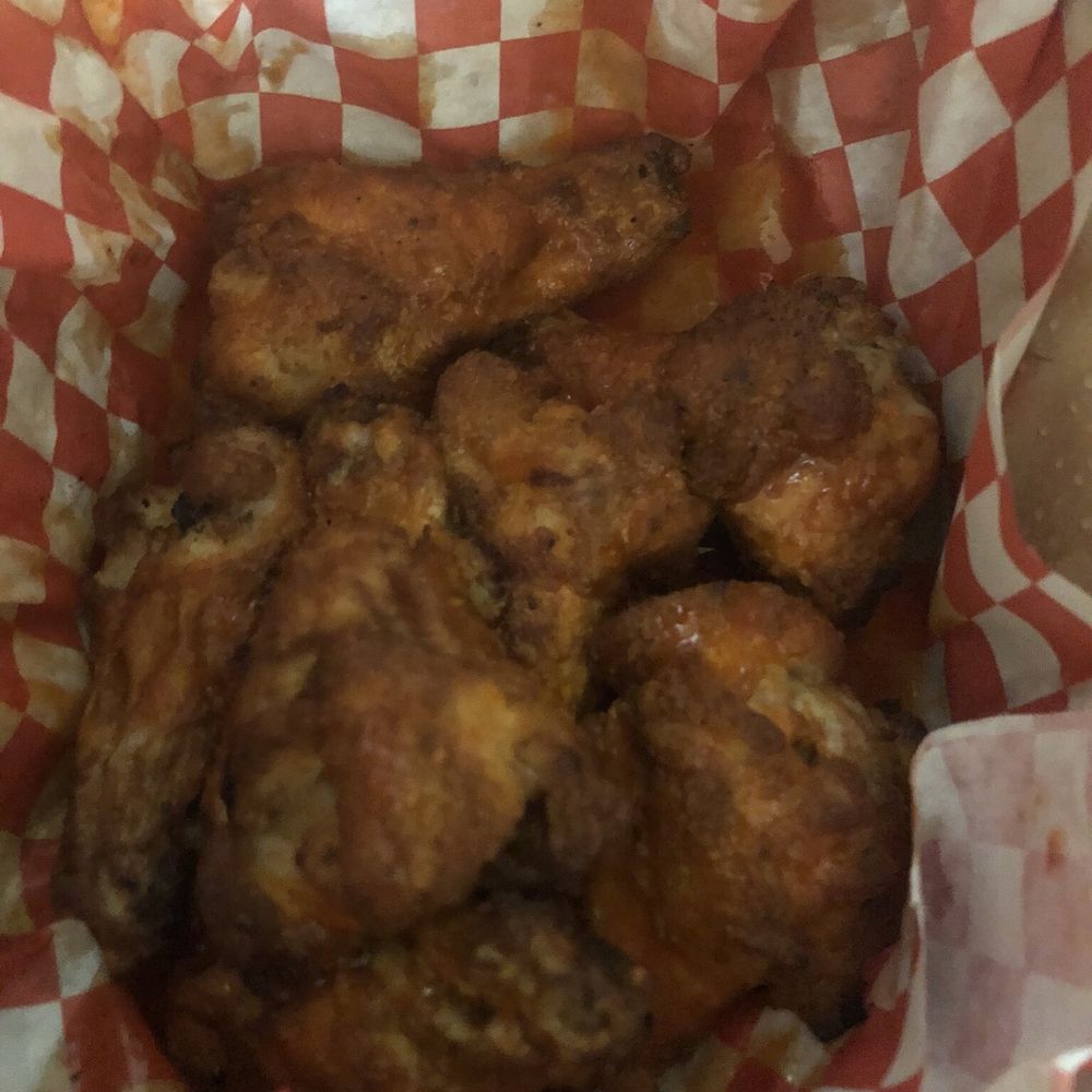 Kams Pizza - Buffalo wings - Pizza Near Me - Fresno, California