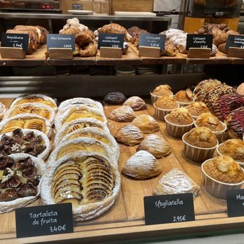 Baluard - Bakeries Near Me - Barcelona, B