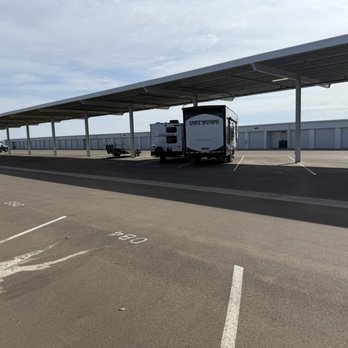 SecureSpace Self Storage Surprise - Empty, because they scam you on the rates after a couple months. Mine went up 50% after 2 months, go elsewhere! - Self Storage Near Me - Surprise, Arizona