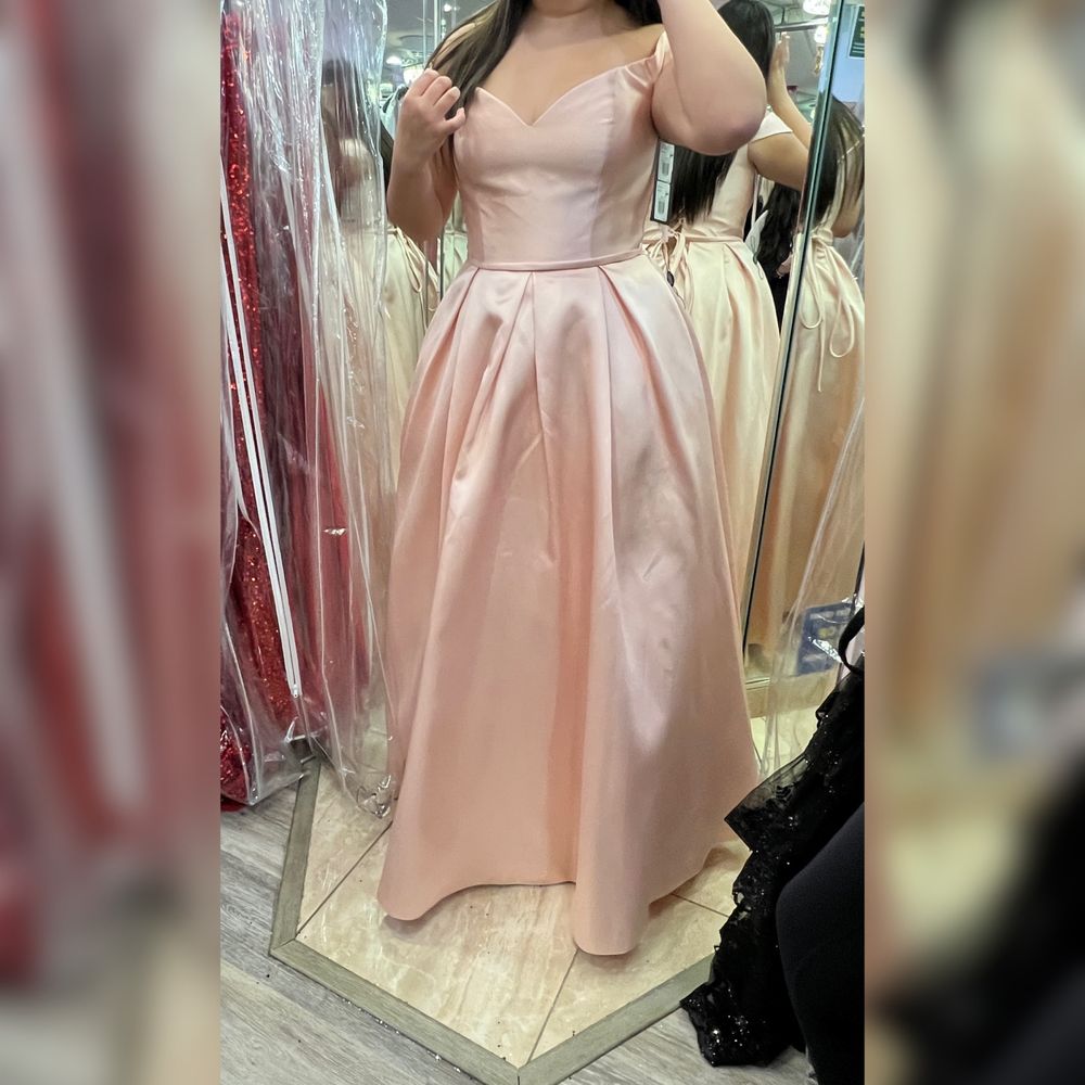 Jan's Boutique - Bridal Near Me - Cherry Hill, New Jersey