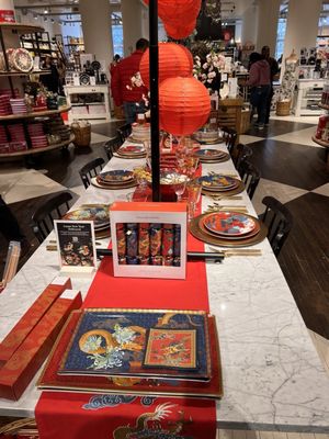 Williams-Sonoma by null
