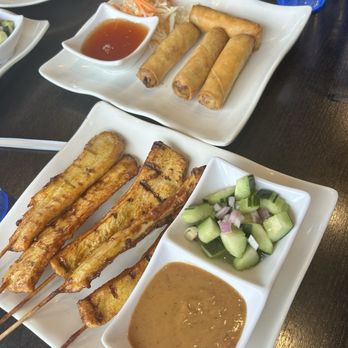 Basil Delight - Chicks - Thai Near Me - Pleasanton, California