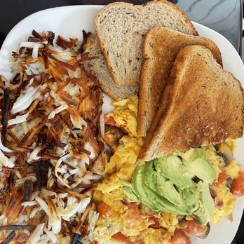Bella’s Cafe - Cafes Near Me - Boulder Creek, California