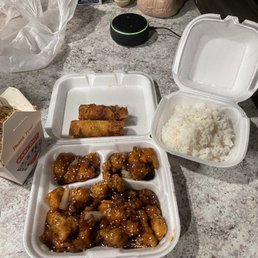 Sesame chicken/chicken fried rice/white rice/egg rolls Sesame chicken/chicken fried rice/white rice/egg rolls