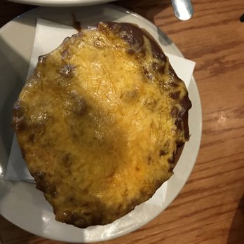 Southside Cafe - Macaroni and cheese with chilli on top - American Near Me - Slidell, Louisiana