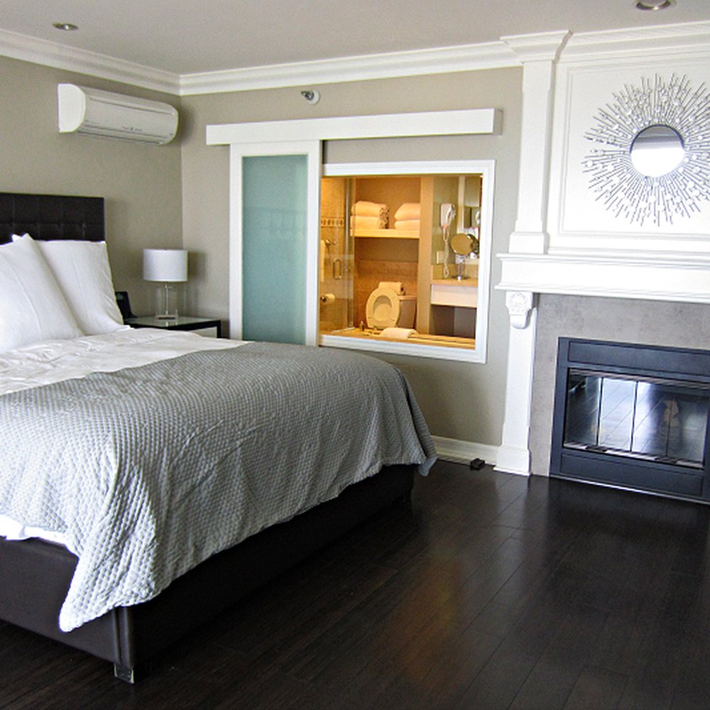 Hotel Metropole - Ocean-Front Medium Suite 215 - Hotels Near Me - Avalon, California Hotel Metropole - Ocean-Front Medium Suite 215 - Hotels Near Me - Avalon, California