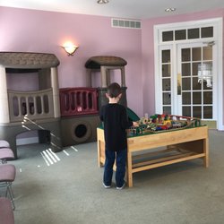 Jack J Reynolds, DDS - Richmond Pediatric Dentistry - Waiting area - kids play area.