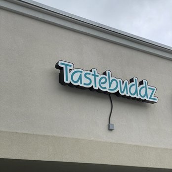 TasteBuddz Atl - Storefront - Burgers Near Me - Decatur, Georgia TasteBuddz Atl - Storefront - Burgers Near Me - Decatur, Georgia