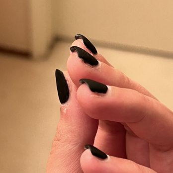 Creative Nail Spa - Could see space on the ring finger sides - Waxing Near Me - Belmont, California