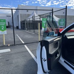 Amazon Fresh Pickup - Brisbane - Curbside pickup
