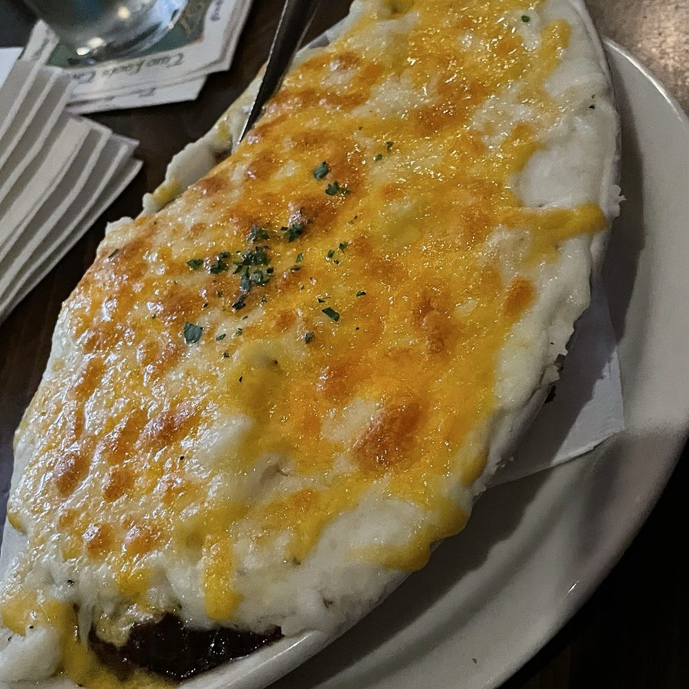 Two Fools Tavern - Cottage Pie (what a lot of Americans think of as Shepherd's Pie) - Irish Near Me - Albuquerque, New Mexico Two Fools Tavern - Cottage Pie (what a lot of Americans think of as Shepherd's Pie) - Irish Near Me - Albuquerque, New Mexico