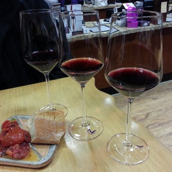 Vintage Wine Merchants - Purple Teeth wine flight & delicious tomatoes with olive oil - Wine Bars Near Me - San Jose, California