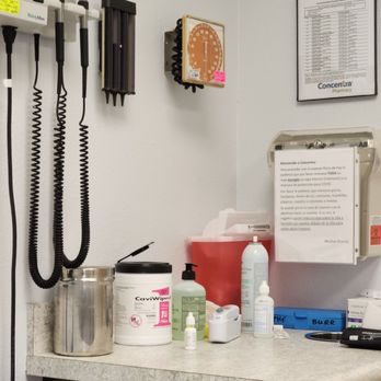 Concentra - Patient room - Urgent Care Near Me - Austin, Texas Concentra - Patient room - Urgent Care Near Me - Austin, Texas