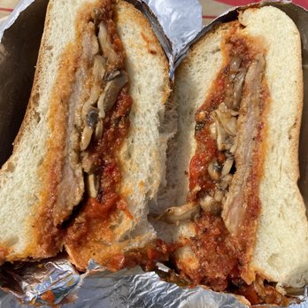 Nonno Crupi's Pizza - Veal sandwich on a bun with mushrooms and red peppers - Pizza Near Me - Whitchurch-Stouffville, Ontario Nonno Crupi's Pizza - Veal sandwich on a bun with mushrooms and red peppers - Pizza Near Me - Whitchurch-Stouffville, Ontario