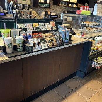 Starbucks - Front counter - Coffee & Tea Near Me - Airdrie, Alberta