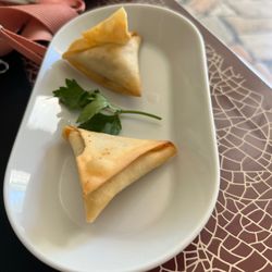 Restaurante Central - Some of the best samosas I've had!
