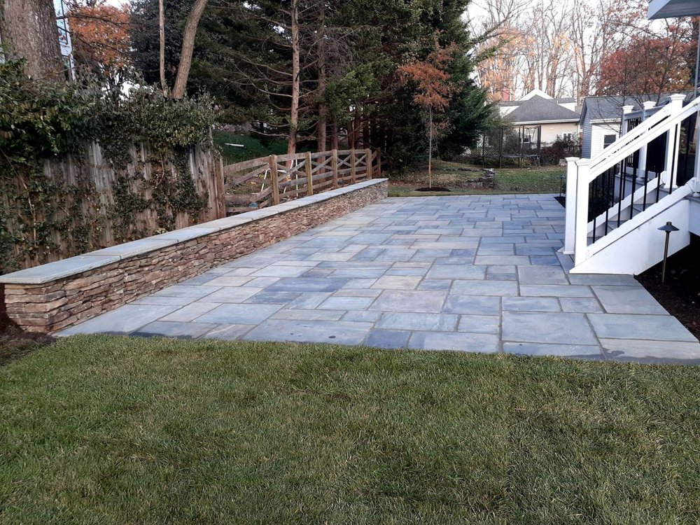 Slide of Deleon Remodeling