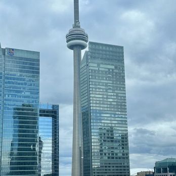 Shangri-La Hotel - Hotels Near Me - Toronto, Ontario